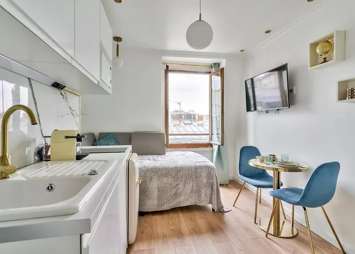 Appartement Studio Sur Les Toits Parisiens *